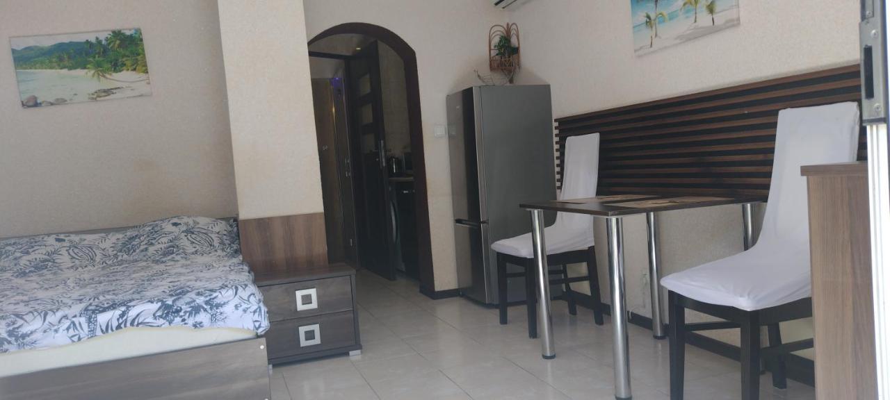 Pokoje Goscinne-Kwatera U Evy Swarzewo Exterior foto